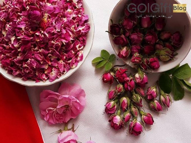 گل گیفت | نحوه خشک کردن گل محمدی بدون تغییر رنگ