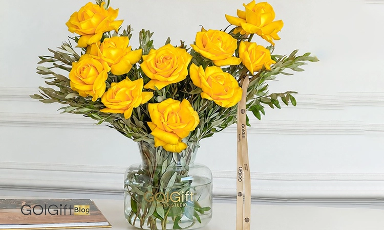 ارسال گل طبیعی رز width=512 height=512 border=0